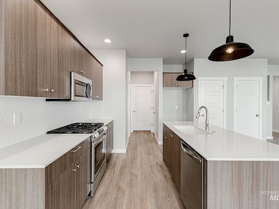 6th image of this home