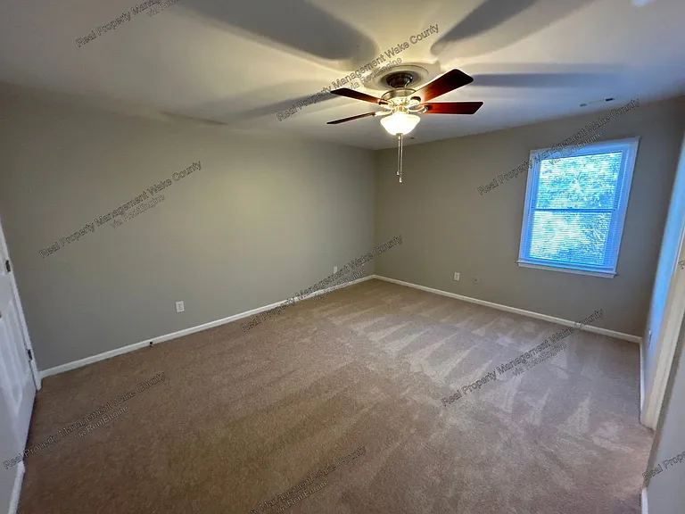 5612 Hamstead Xing — Photo 16