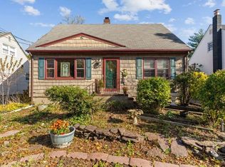 100 Carneer Ave, Rutherford, NJ 07070