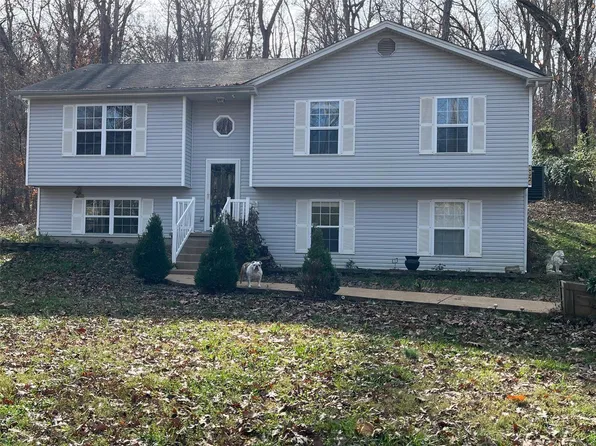 4074 Canebrake Valley Dr, Dittmer, MO 63023