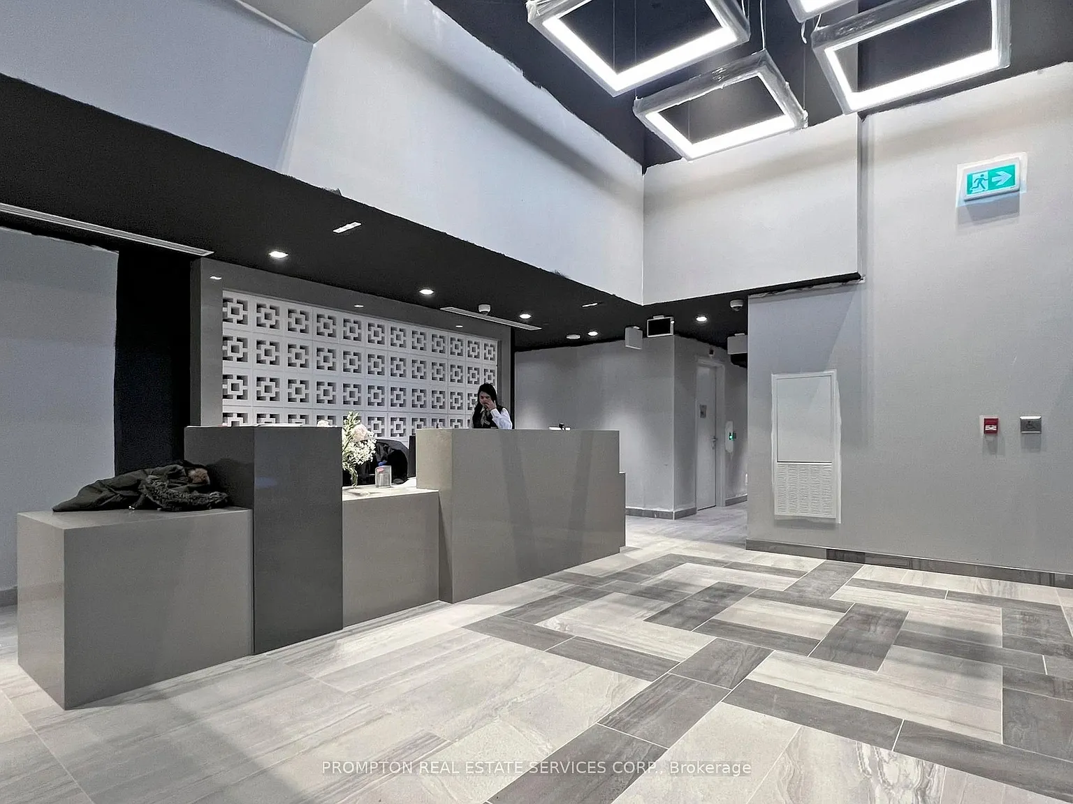 Social Condos by Pemberton — Photo 3
