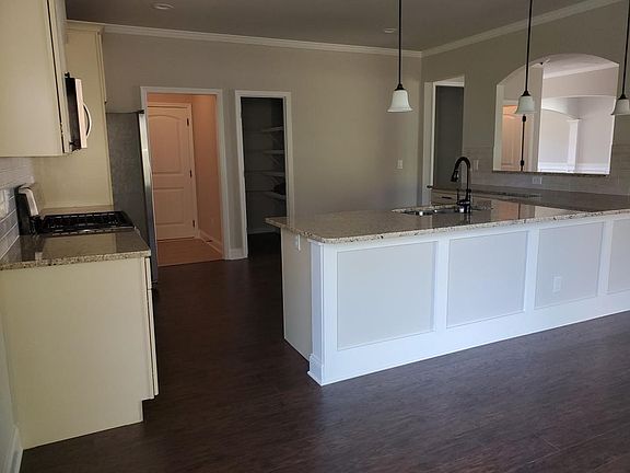 3rd image of 691 Autumn Meadow Dr