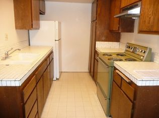 508 W Arrellaga St APT 15, Santa Barbara, CA 93101