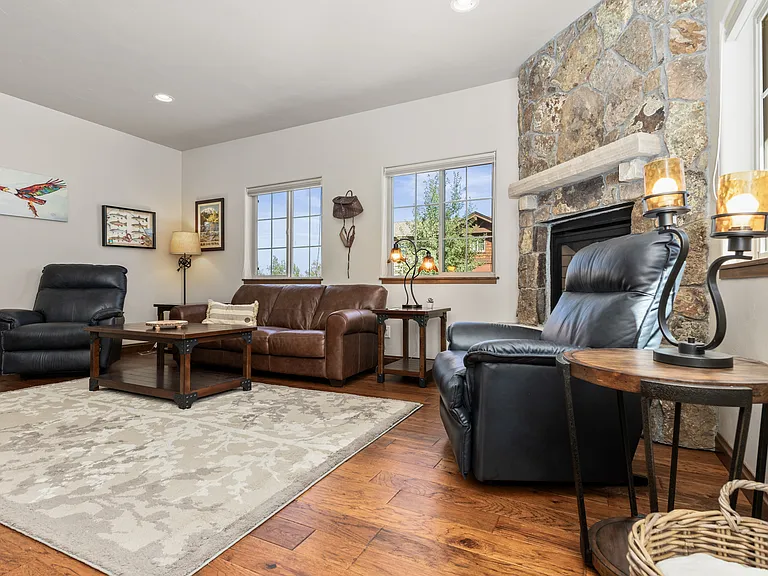 Main level living room