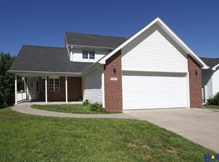 7331 Nolan Rd, Lincoln, NE 68512