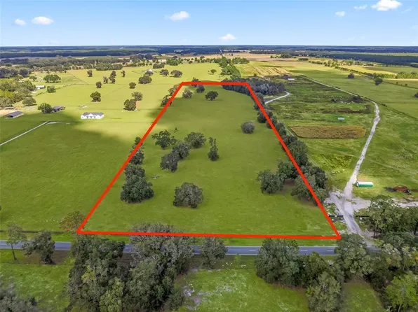 SE 35th St, Morriston, FL 32668