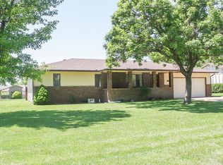 511 Ridgeway Ave, Pratt, KS 67124