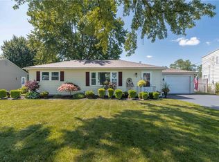 7 Tandoi Dr, Rochester, NY 14624