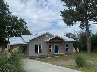 7860 April Ln, Hokes Bluff, AL 35903