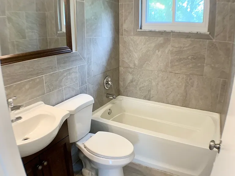 321 Park Ln #321 — Photo 18