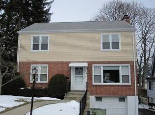 8 Bursley Pl, White Plains, NY 10605