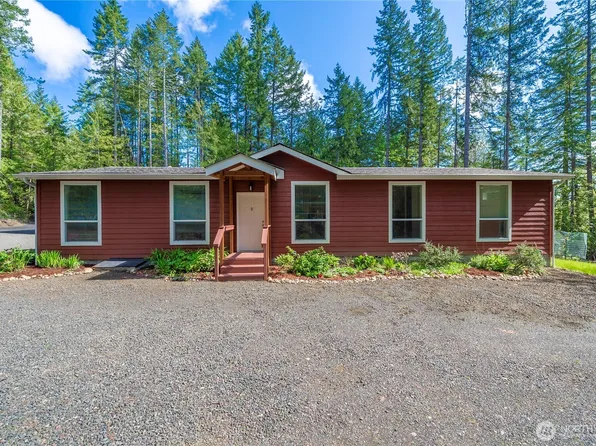 1963 NW Polite Court, Poulsbo, WA 98370