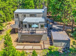 6869 Almanor Lake Estates Dr, Lake Almanor, CA 96137
