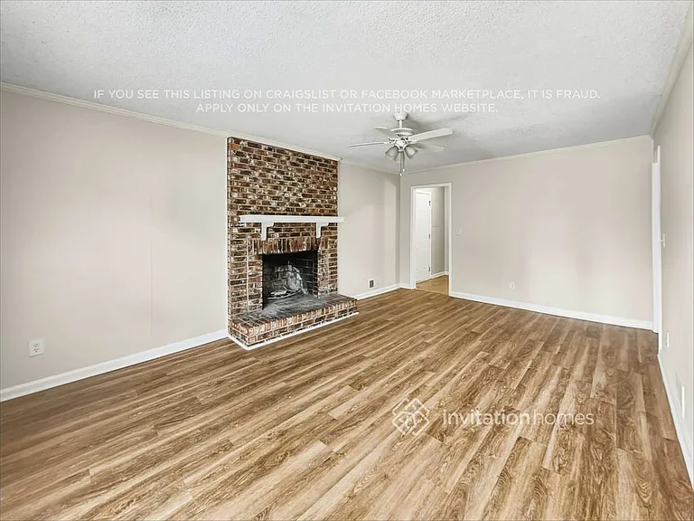 3626 Woodberry Dr — Photo 4
