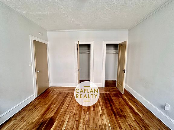 4th image of 90 Norton St #A