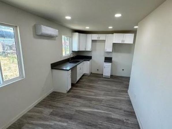 Rooms for rent in Fontana, CA