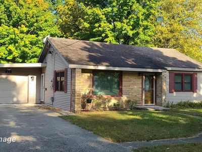 840 W Belle Ave, Saint Charles, MI, 48655