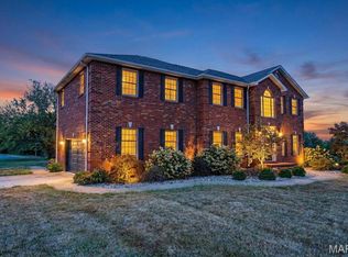 334 Spring Lake Rd, Millstadt, IL 62260