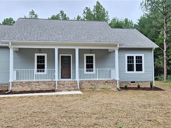 630 Lake View Ter, Warsaw, VA 22572