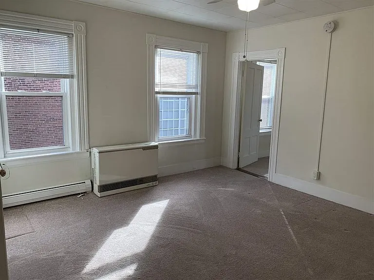 97 Bridge St #12 — Photo 8
