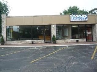 10533 Southwest Hwy, Worth, IL