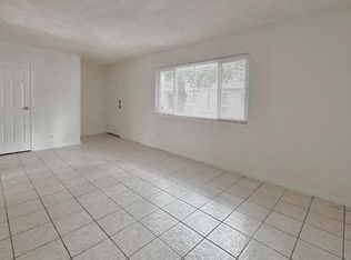 706 Northfield Dr APT B, Sacramento, CA 95833