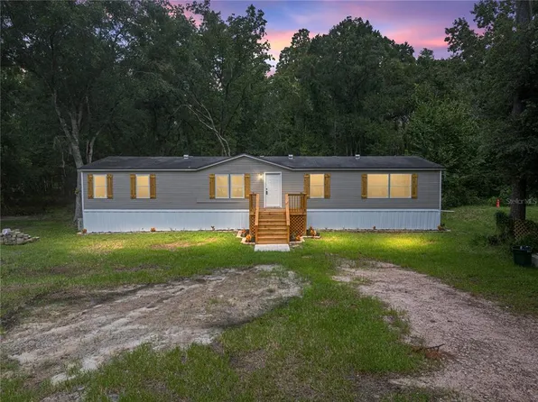 1535 Hawthorn St, Zephyrhills, FL 33540