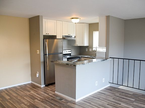 Countertops great for barstools.