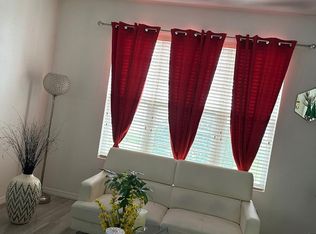 505 Juniper Springs Dr, Groveland, FL 34736