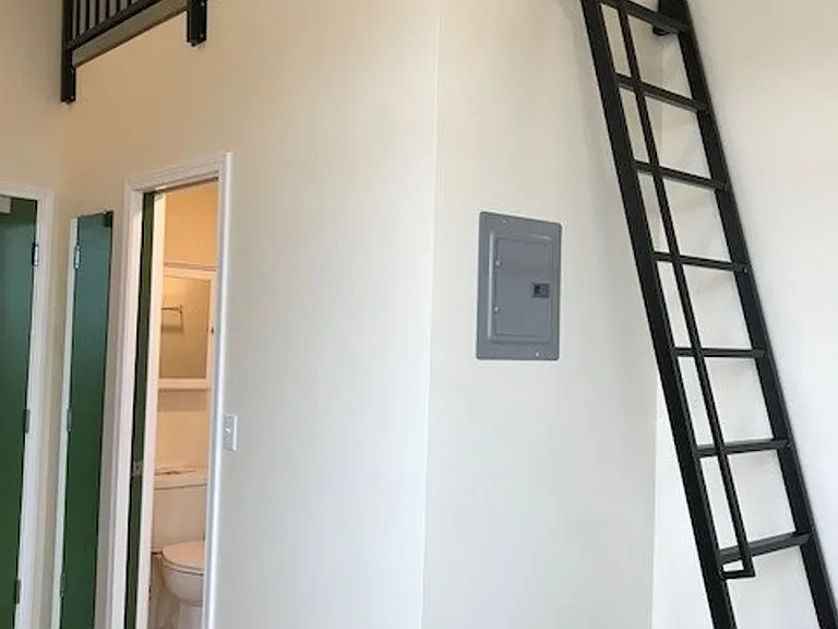 Riano by aPodment Suites Where Ballard Vibe Meets Smart Micro-Living — Photo 13