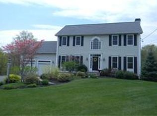 460 Allen Ave, North Attleboro, MA 02760