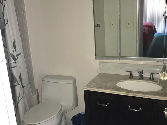 5th image of 5555 Collins Ave APT 16S