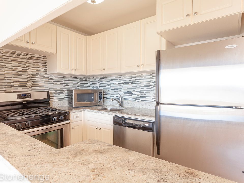 1st image of 8200 Boulevard E APT 14D