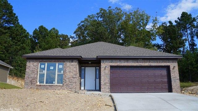 1st image of 5812 Heritage Heights Dr