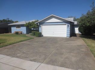 2700 Zinfandel Dr, Rancho Cordova, CA 95670