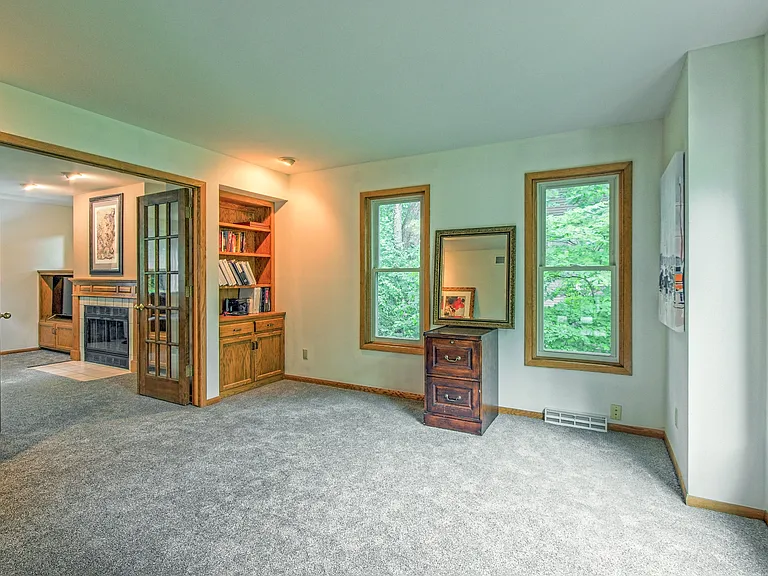7126 New Washburn Way — Photo 34
