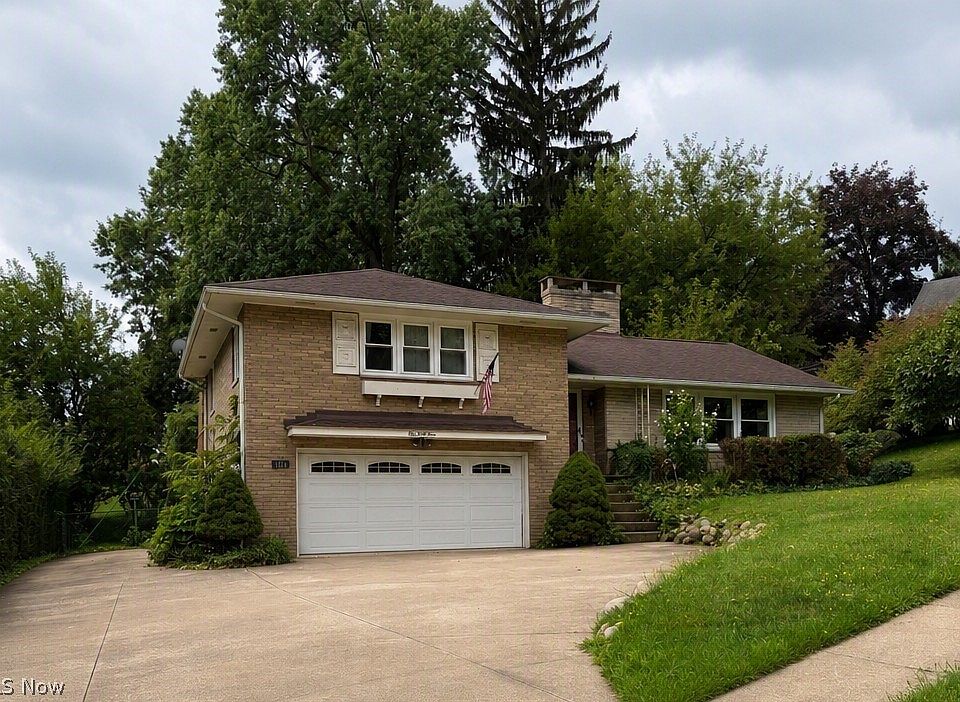 1st image of 144 Everhard Rd SW