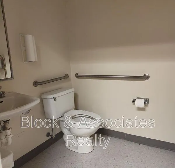 935 Country Place Rd — Photo 6