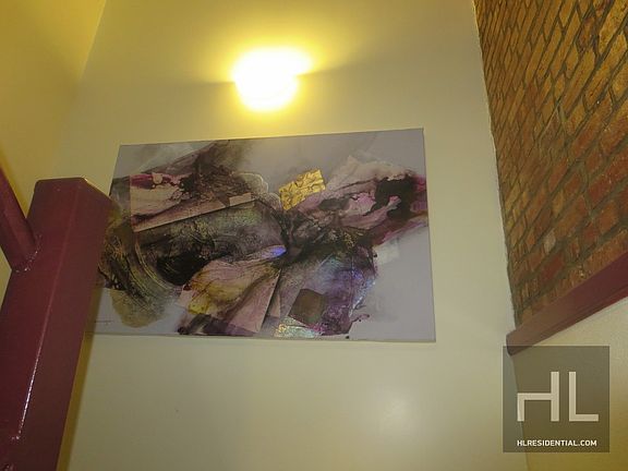 5th image of 323 W 112th St