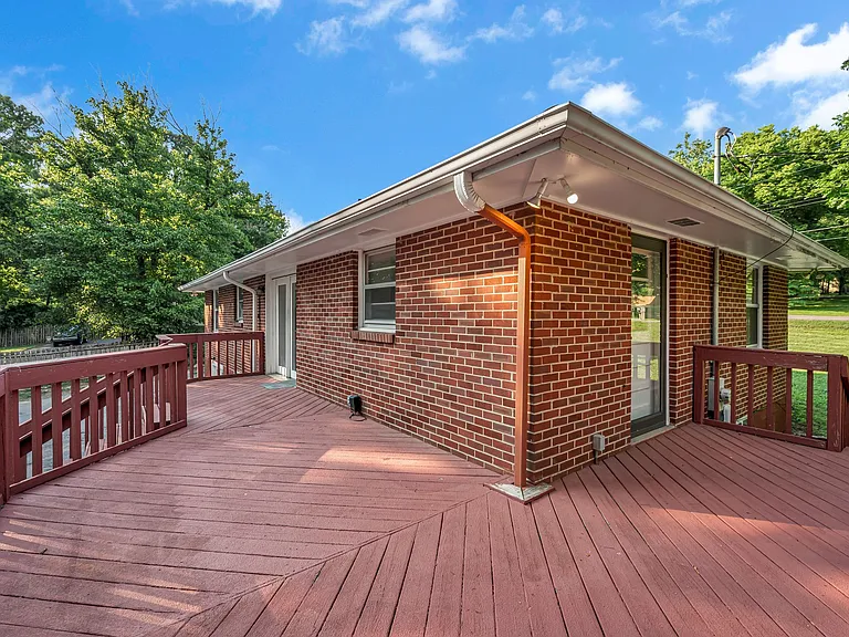 4917 Salem Dr — Photo 33