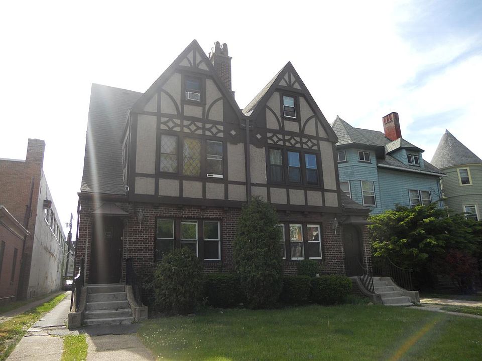 1st image of 328 Elmwood Ave APT 4