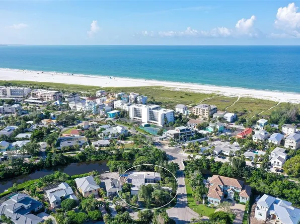 2 Island Cir, Sarasota, FL 34242