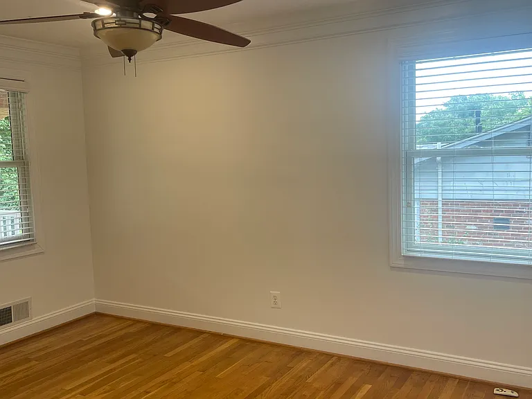 11912 Renwood Ln — Photo 15