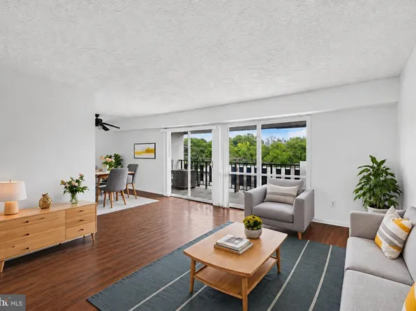 3134 Brinkley Rd #11302, Temple Hills, MD 20748