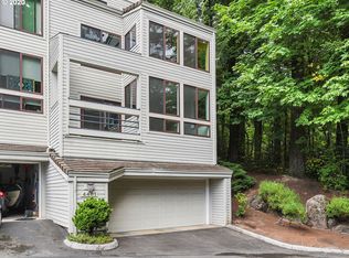 4401 Thunder Vista Ln, Lake Oswego, OR 97035