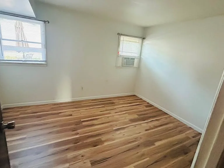 379 Woolley Ave #1 — Photo 2
