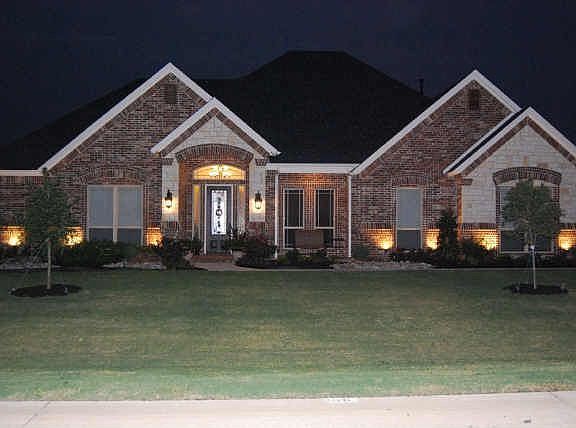 2nd image of 106 Loycie Cir