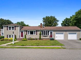 171 Carol Dr, Dedham, MA 02026