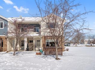 198 Shetland Ln, Lino Lakes, MN 55014