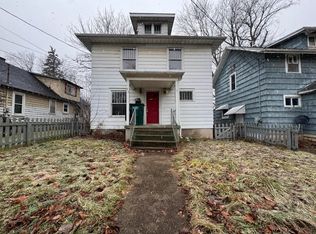 919 Princeton Ave, Lansing, MI 48915